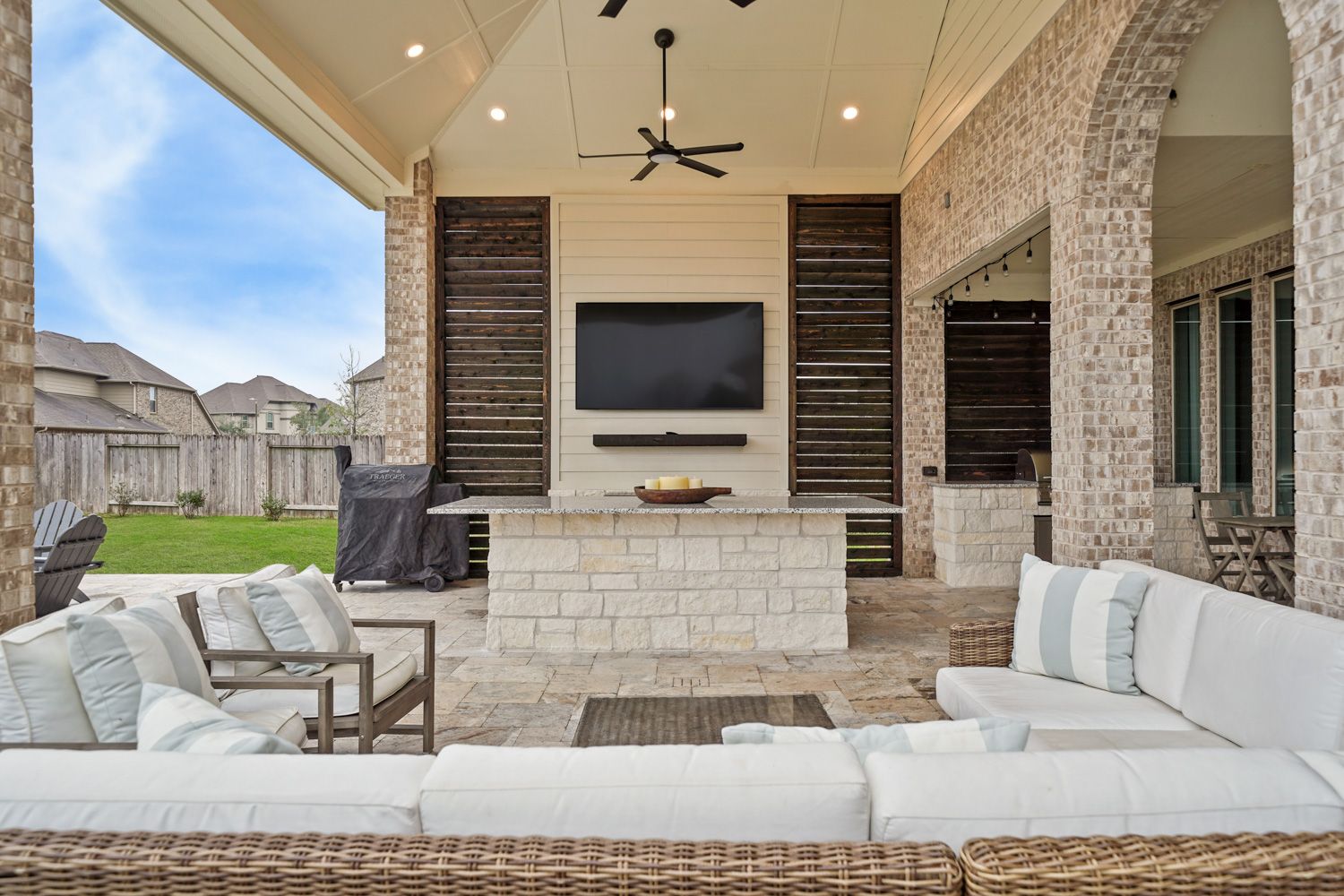 Backyard-Retreats_Patio-Builders-Near-Me-in-Pearland-19