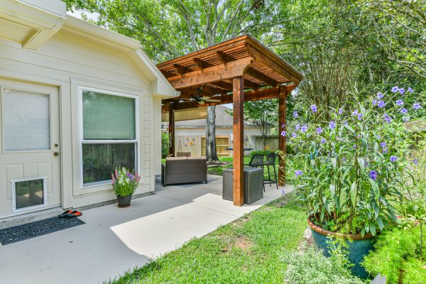 pearland custom pergola