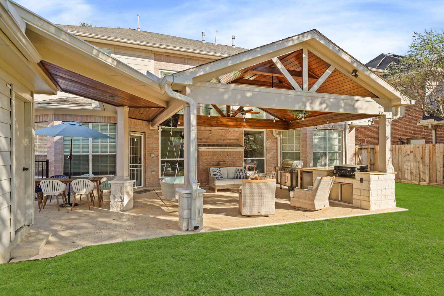 Backyard-Retreats_Patio-Builders-Near-Me-in-Pearland-30